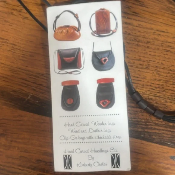 Padhuk Wood & Black Leather Kimberly Chalos Hand Carved Lip Clip Waist Purse - Picture 4 of 7